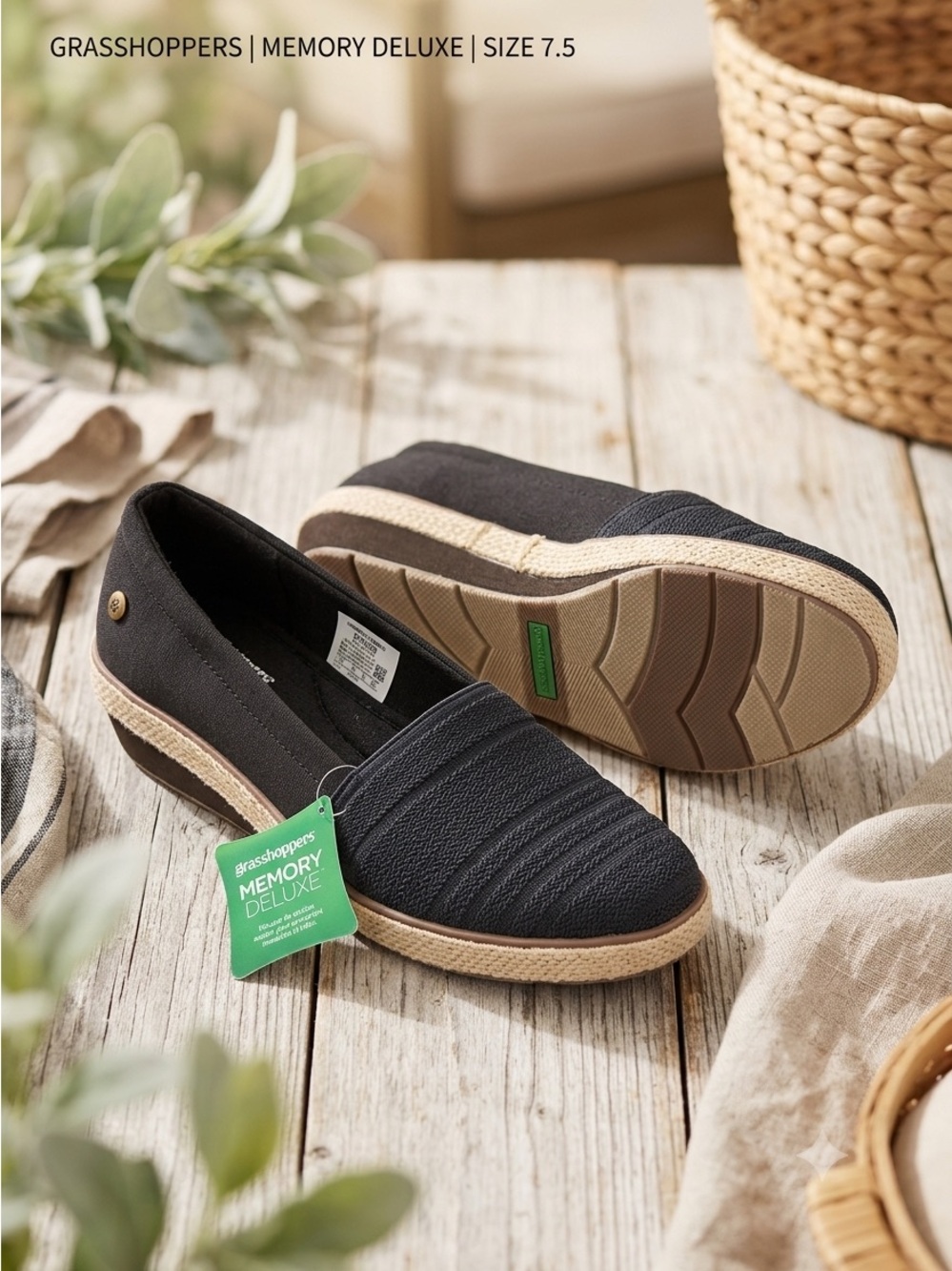 Grasshoppers Quinn Canvas Wedge Shoes Navy Jute NWT Size 7.5